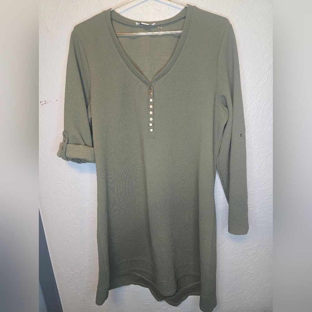 Simply Noelle Olive Waffle Knit Snap Henley Tunic Top L/XL 12-14 Casual Roll Tab